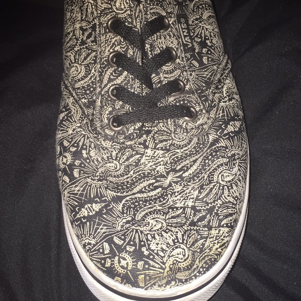 Vans - Picture 5 of 5